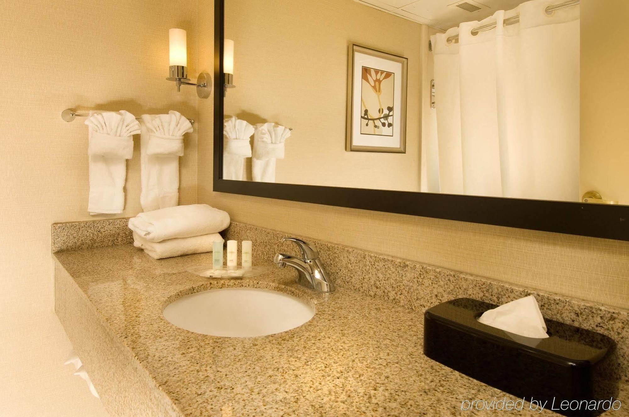 Comfort Suites Dulles Airport Chantilly Εξωτερικό φωτογραφία